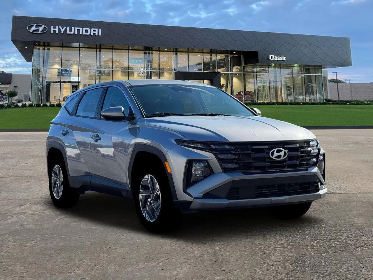 New 2026 Shimmering Silver Metallic Hyundai Blue SE image 11
