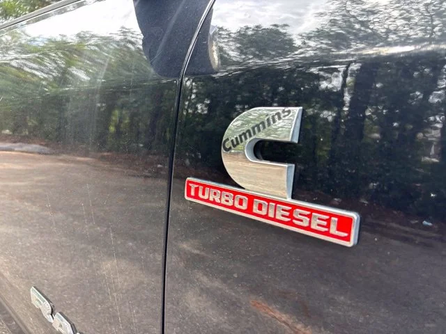Used 2022 Black Ram Laramie image 12