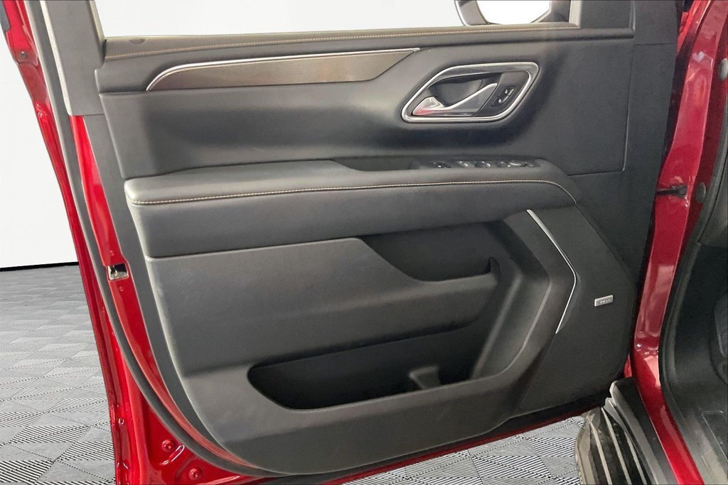 2023 GMC Yukon AT4 - Photo 18