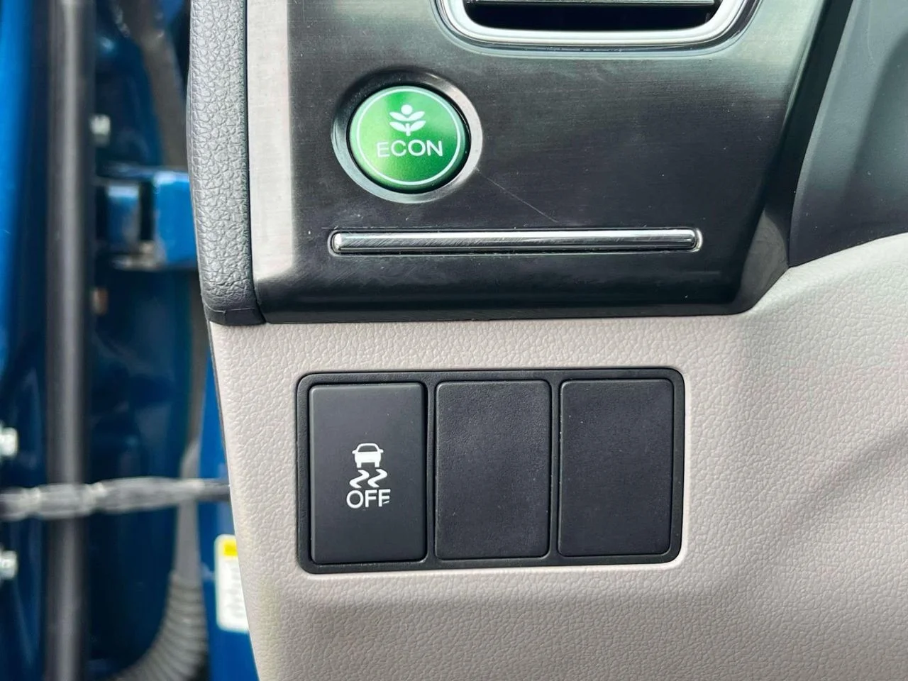 Used 2013 Blue Honda LX image 23
