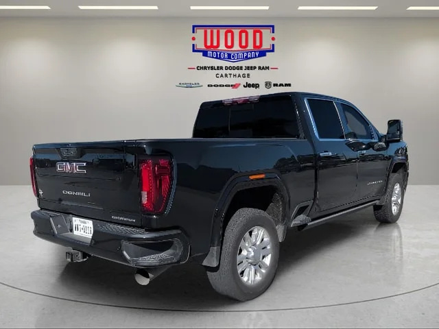 Used 2023 Onyx Black GMC Denali image 3