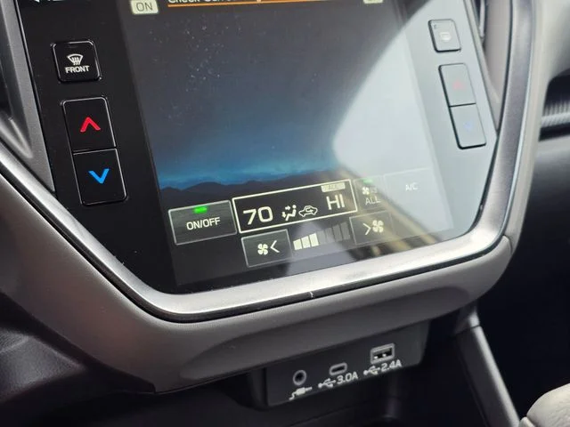 New 2026 CRYSTAL WHITE PEARL Subaru Limited Hybrid image 31