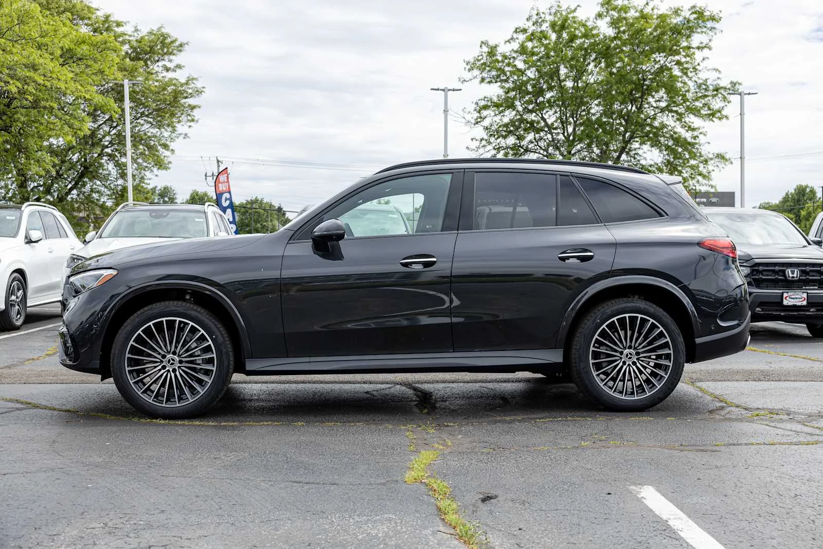 New 2026 Graphite Grey Metallic Mercedes-Benz GLC 300 image 3