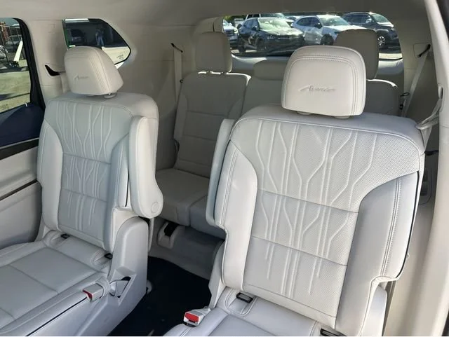 2026 Buick Enclave Avenir - Photo 18