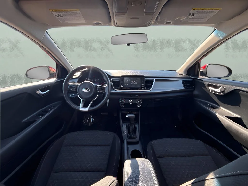 Used 2019 Red Kia S image 11