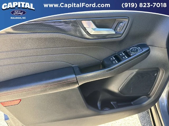 Used 2025 Gray Ford ST-Line image 20