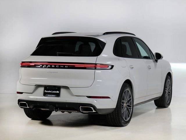 New 2026 Chalk Porsche  image 9