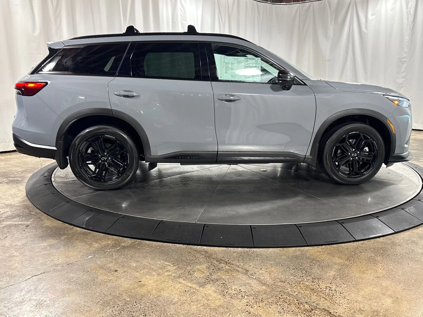 New 2027 HARBOR GRAY INFINITI Sport AWD image 6