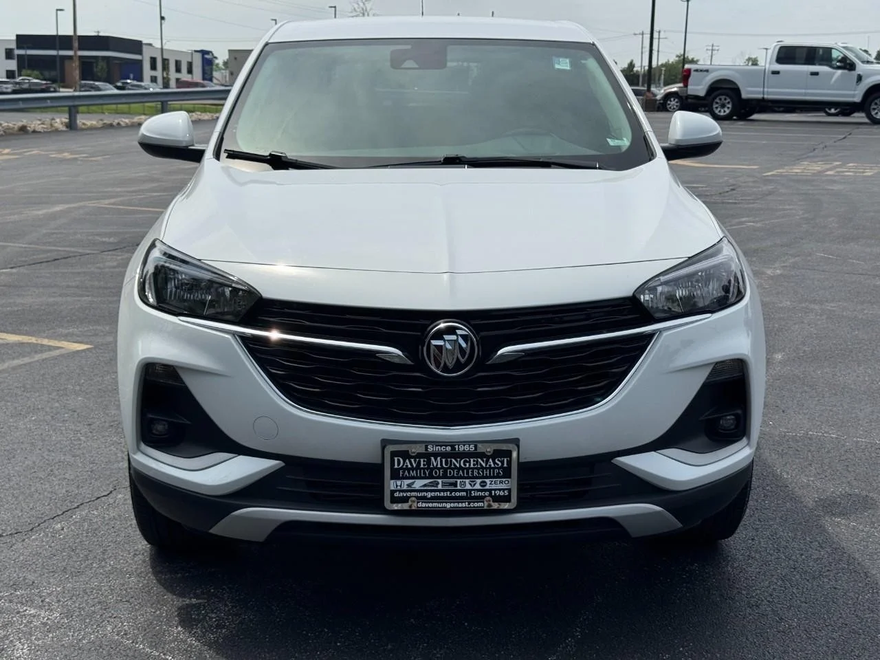 Used 2023 Summit White Buick Preferred image 11