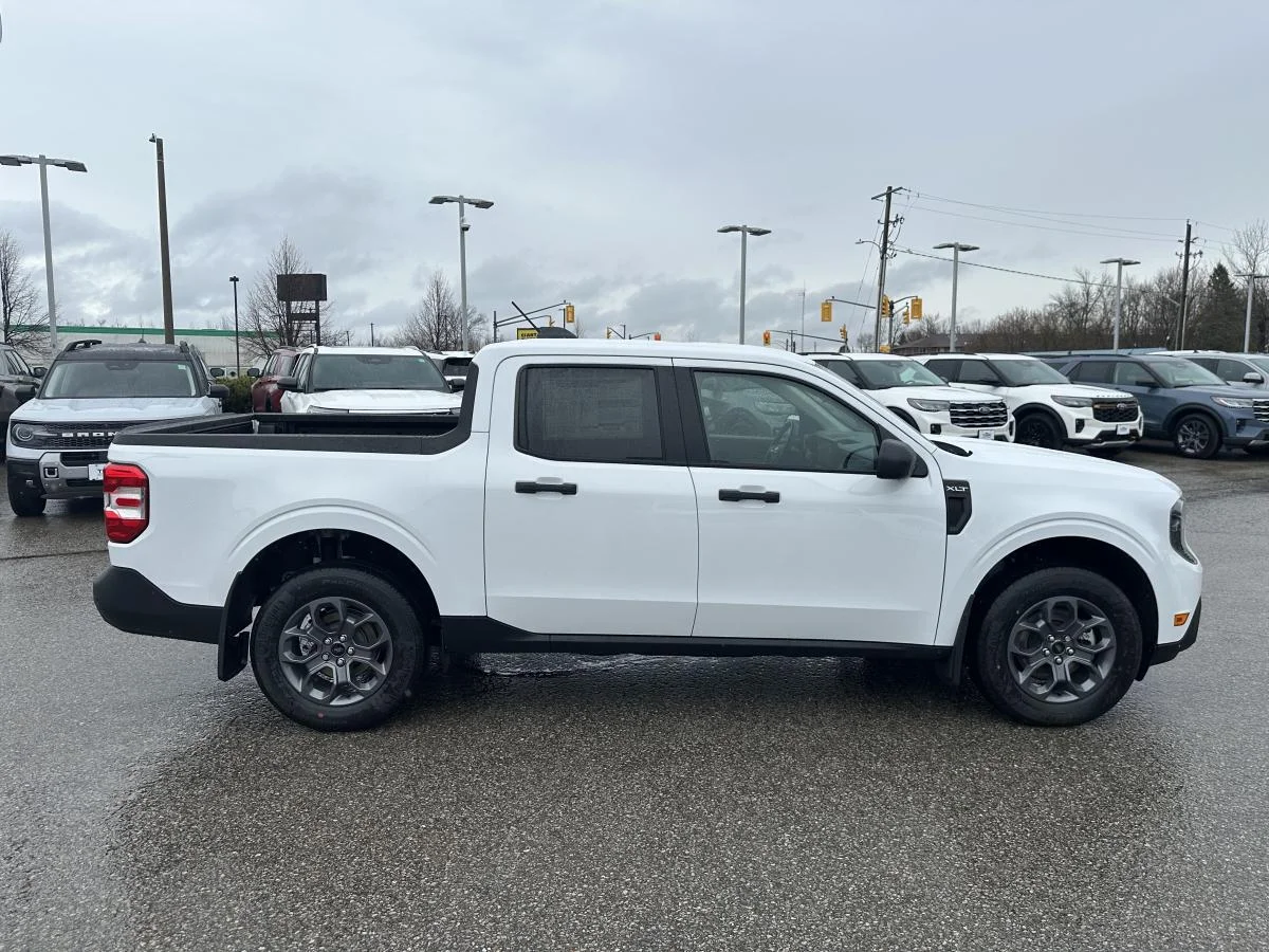 New 2026 White Ford XLT image 2