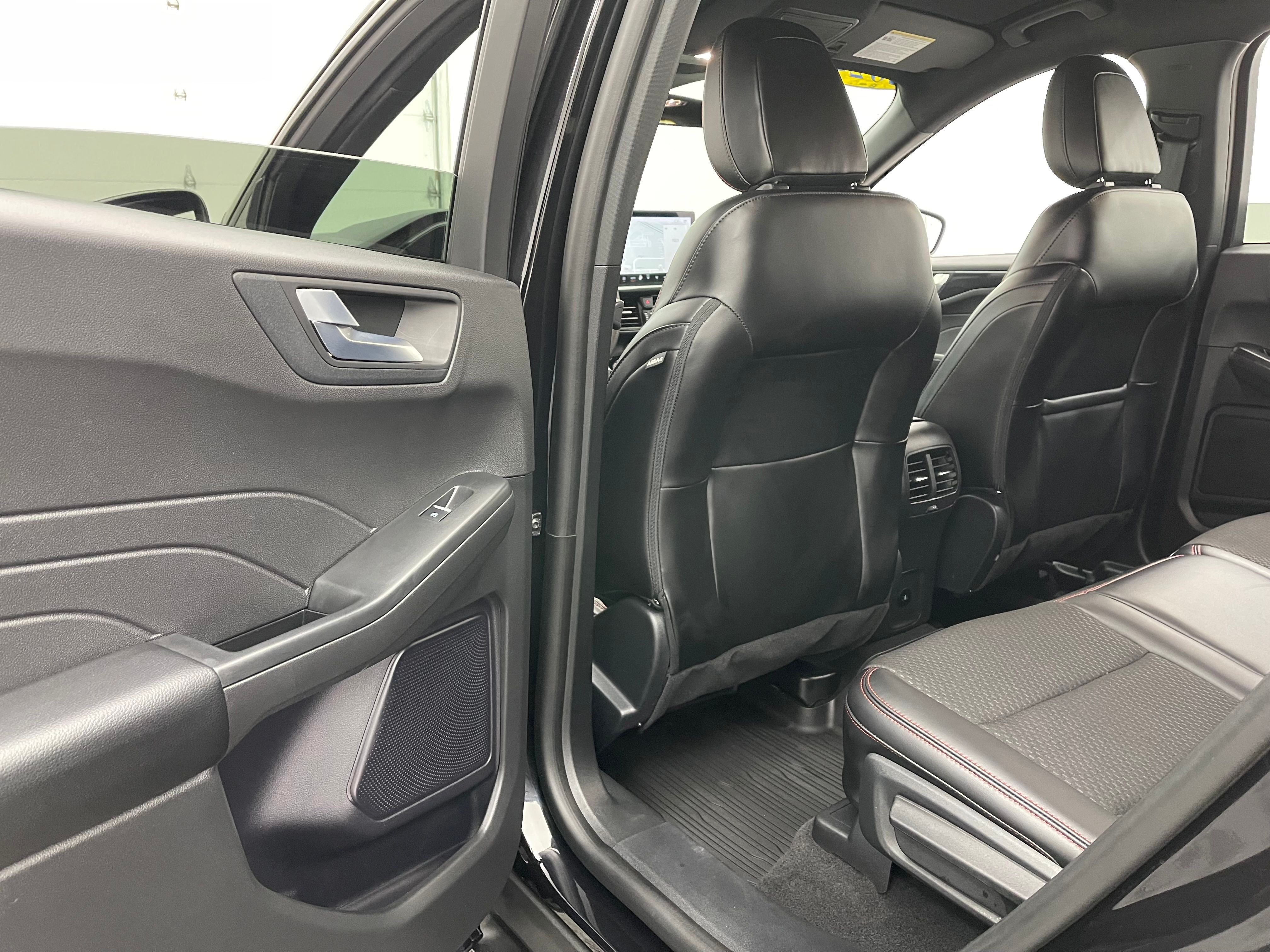 Used 2024 Black Metallic Ford ST-Line image 36