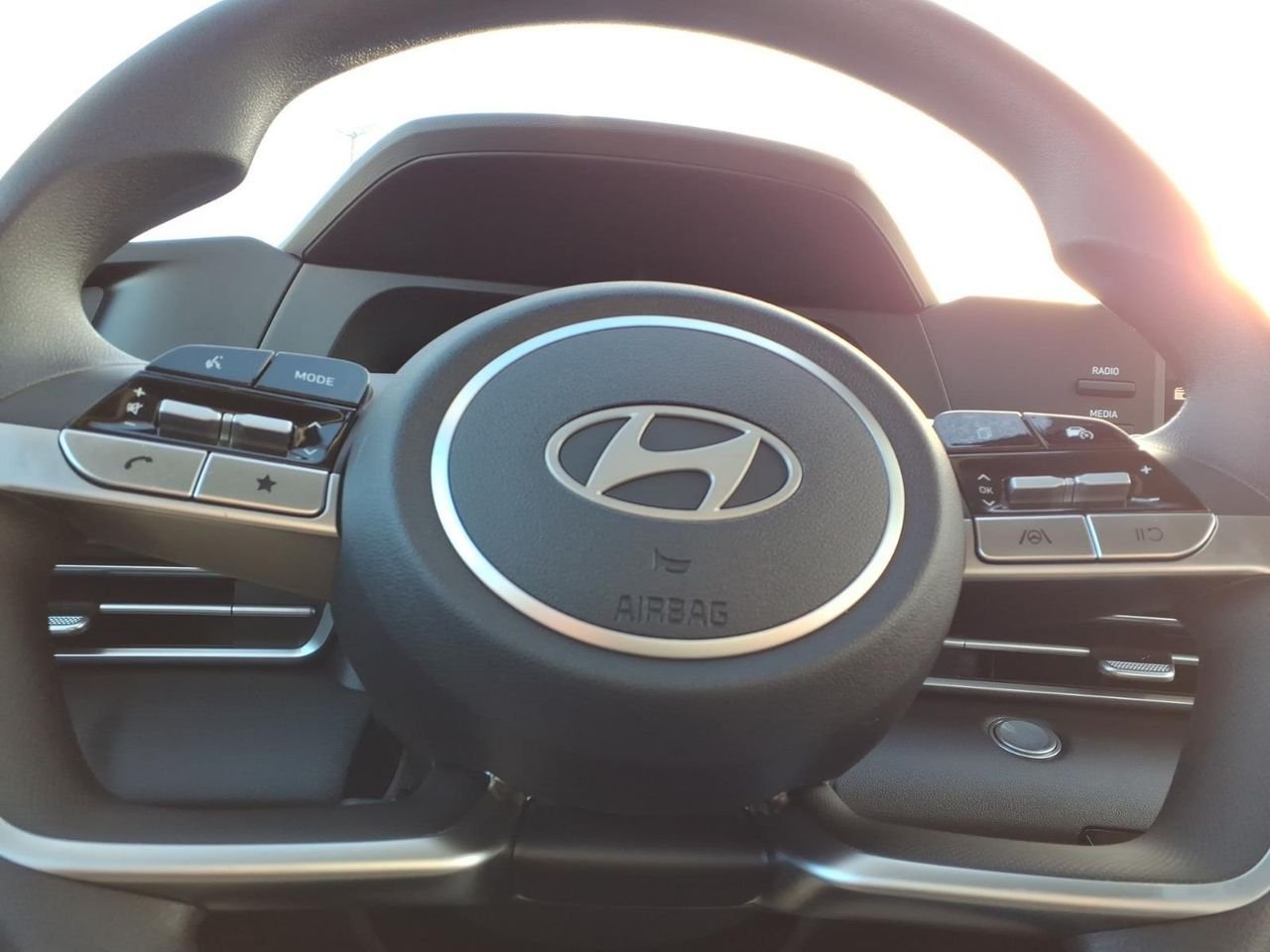 New 2026 Ultimate Red Pearl R2p Hyundai Blue image 15