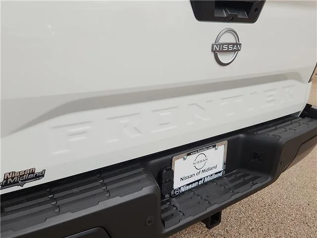 New 2026 QAK Glacier WH Nissan S 4x2 King Cab 6 ft. box 126 in. WB image 6