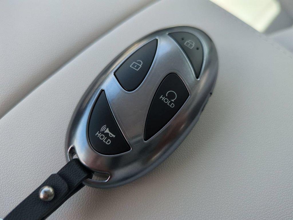 New 2027 Silver Hyundai Blue SEL Premium 7P image 41