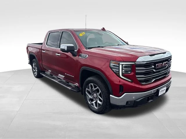 2022 GMC Sierra 1500 SLT - Photo 9