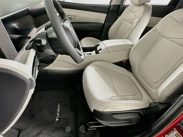 New 2026 Hyundai TUCSON SE