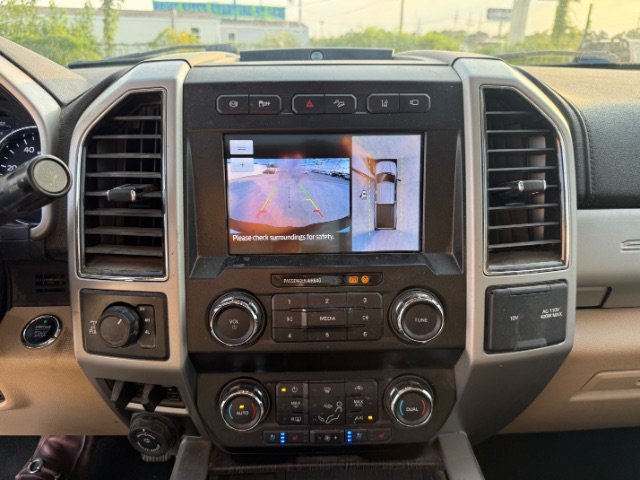 Used 2020 White Ford LARIAT image 17