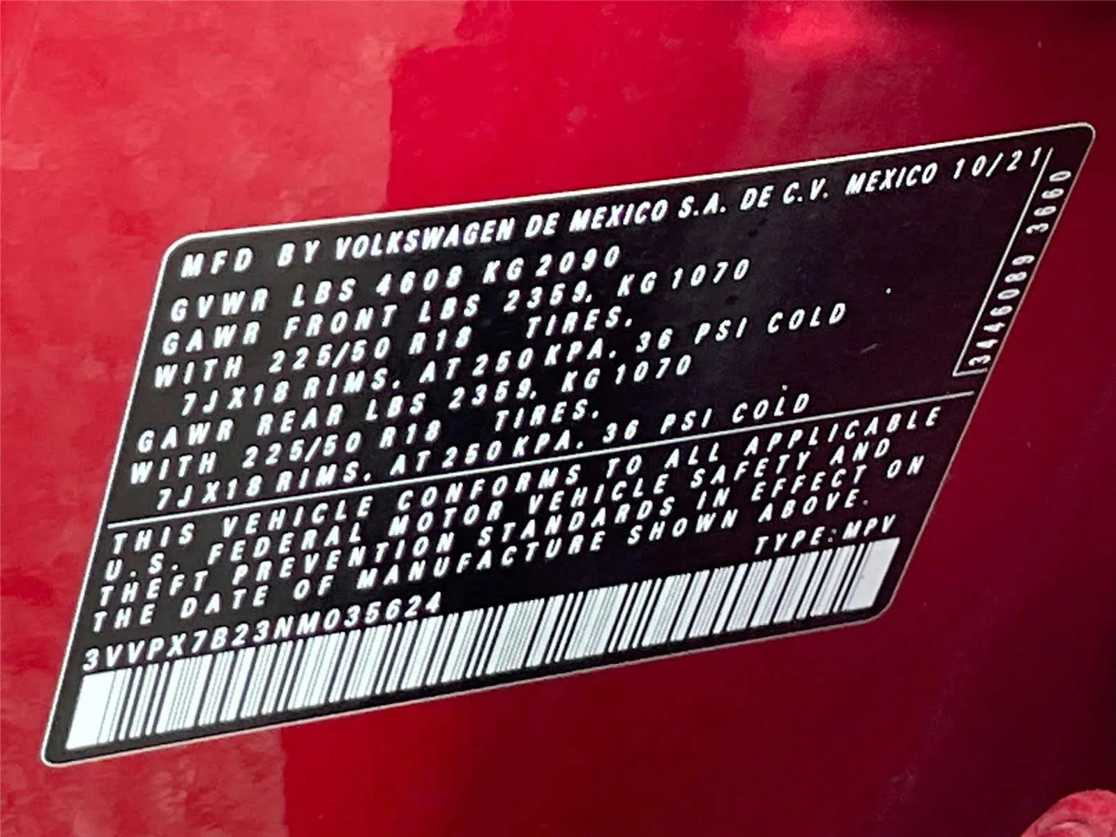 Used 2022 Red Volkswagen SE image 33