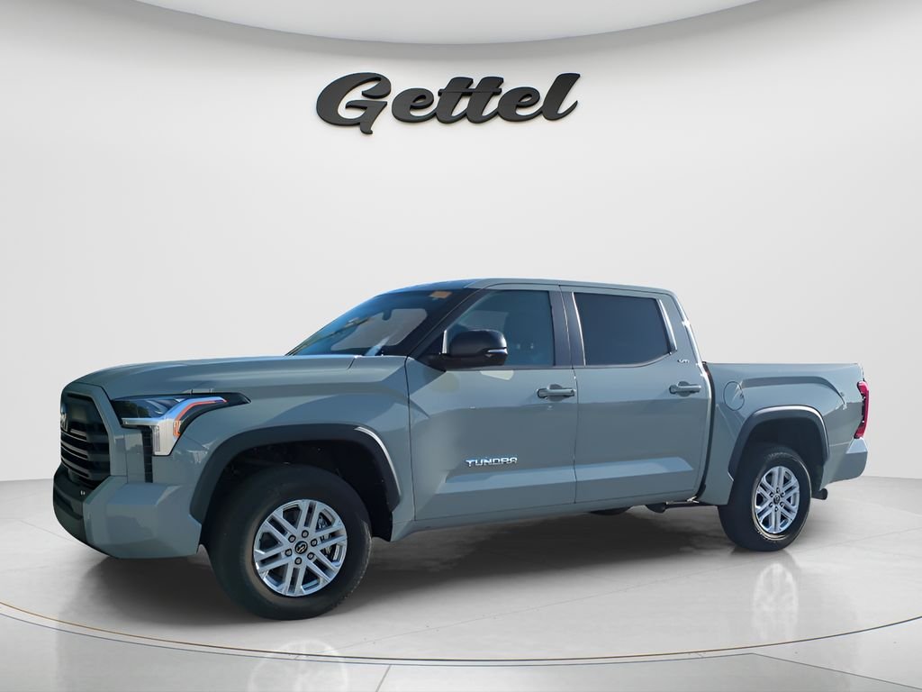 Used 2024  Toyota SR5 image 16