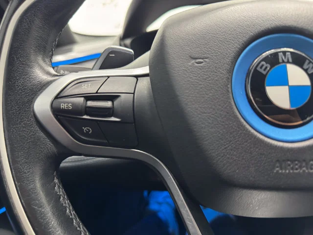 Used 2016 Crystal White Pearl Metallic w/BMW i Frozen Blue BMW Base image 19
