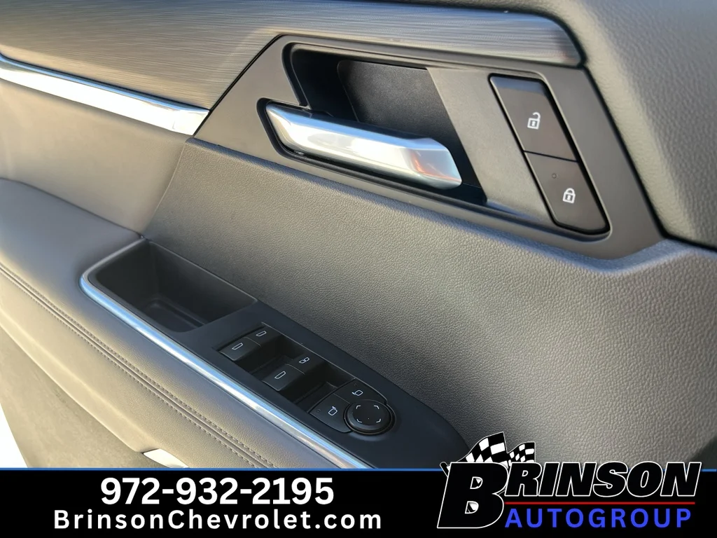 Used 2026 Summit White GMC Elevation image 12