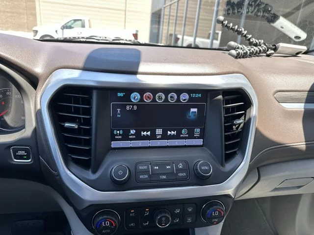 Used 2018 Red GMC SLT-1 image 17