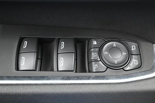 Used 2025 Sterling Gray Metallic Chevrolet High Country image 12