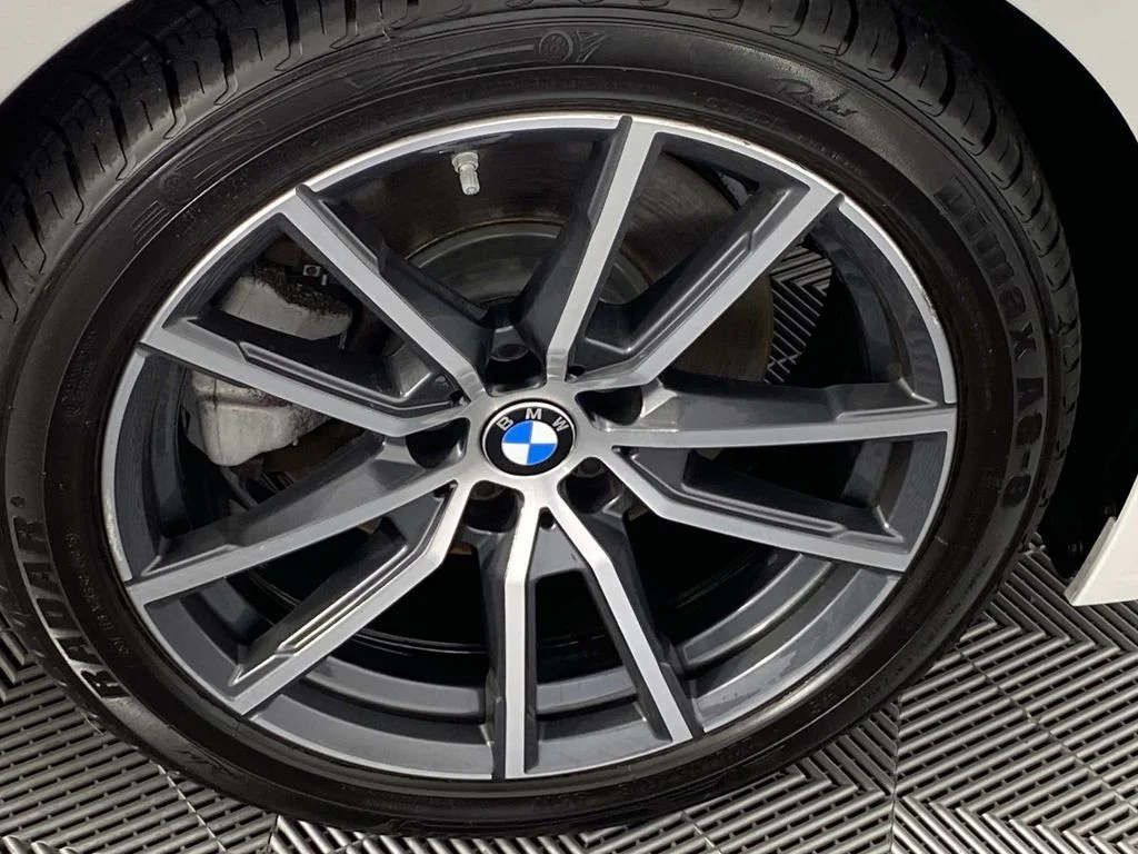 Used 2020 White Metallic BMW 330i xDrive image 30