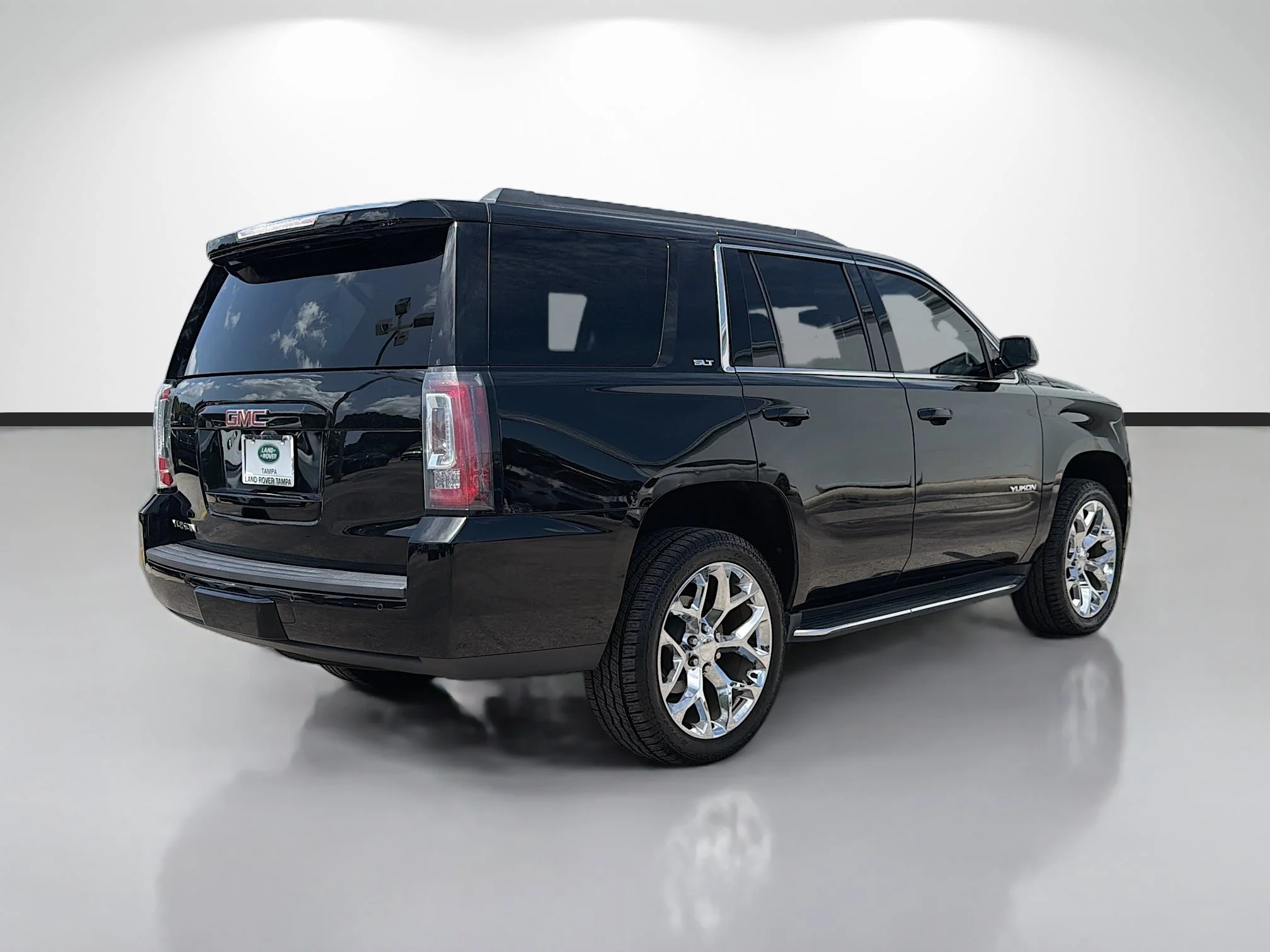 Used 2019 Onyx Black GMC SLT Standard Edition image 5