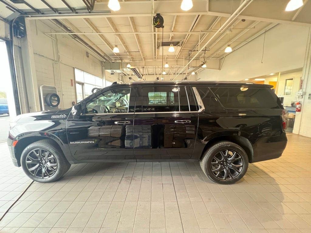 Used 2023 Black Chevrolet High Country image 6
