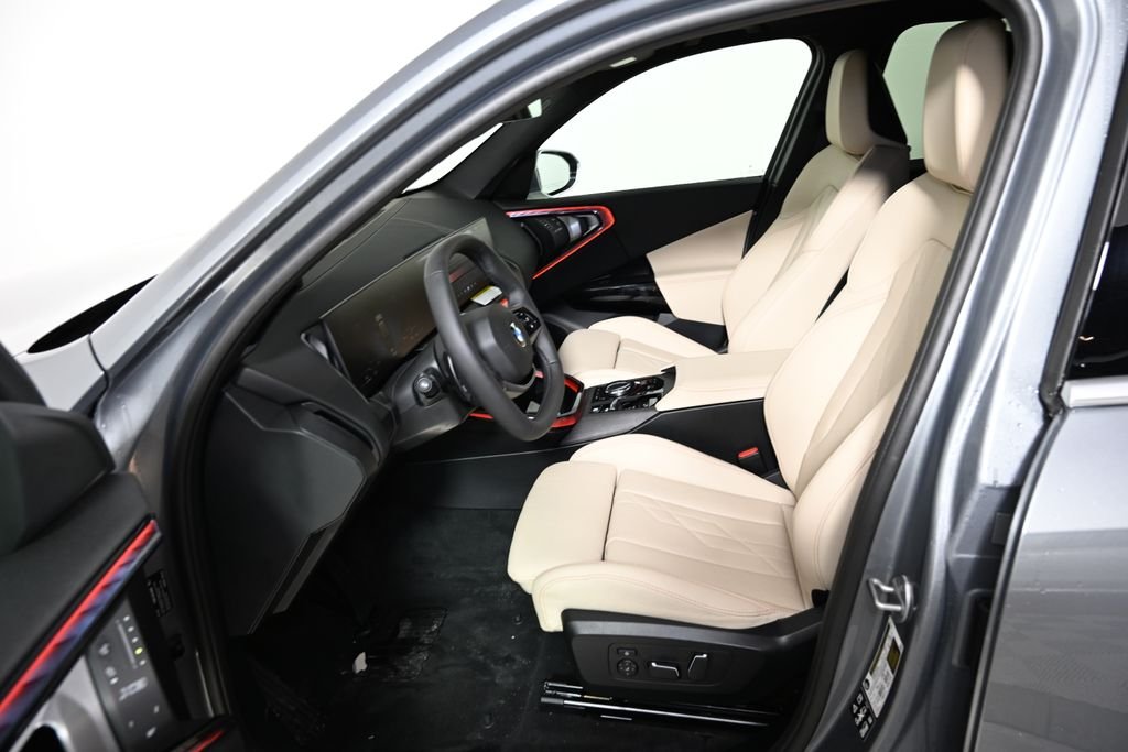 2026 BMW X3 30 - Photo 14
