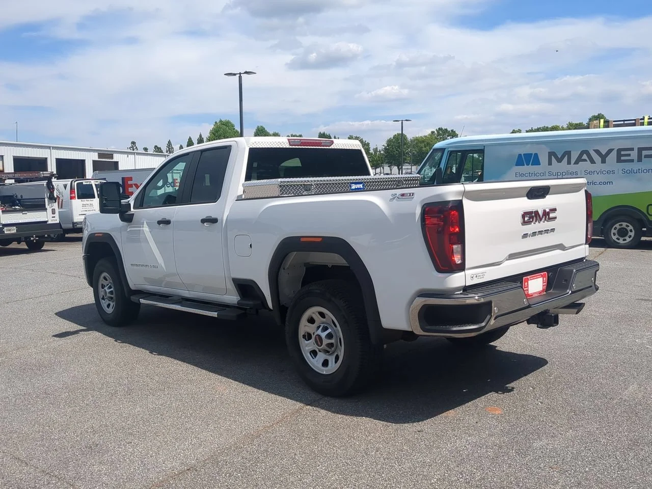 New 2026 Summit White GMC Pro image 6