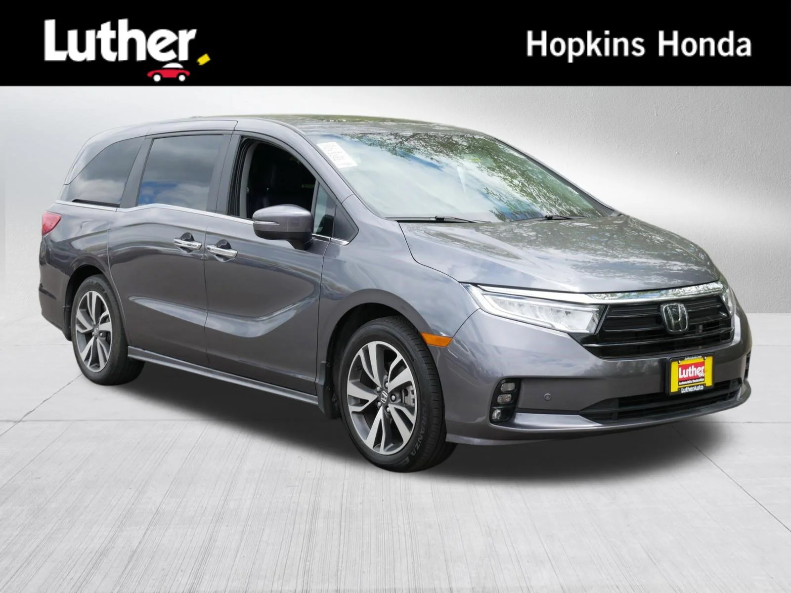 2024 Honda Odyssey Touring's photo