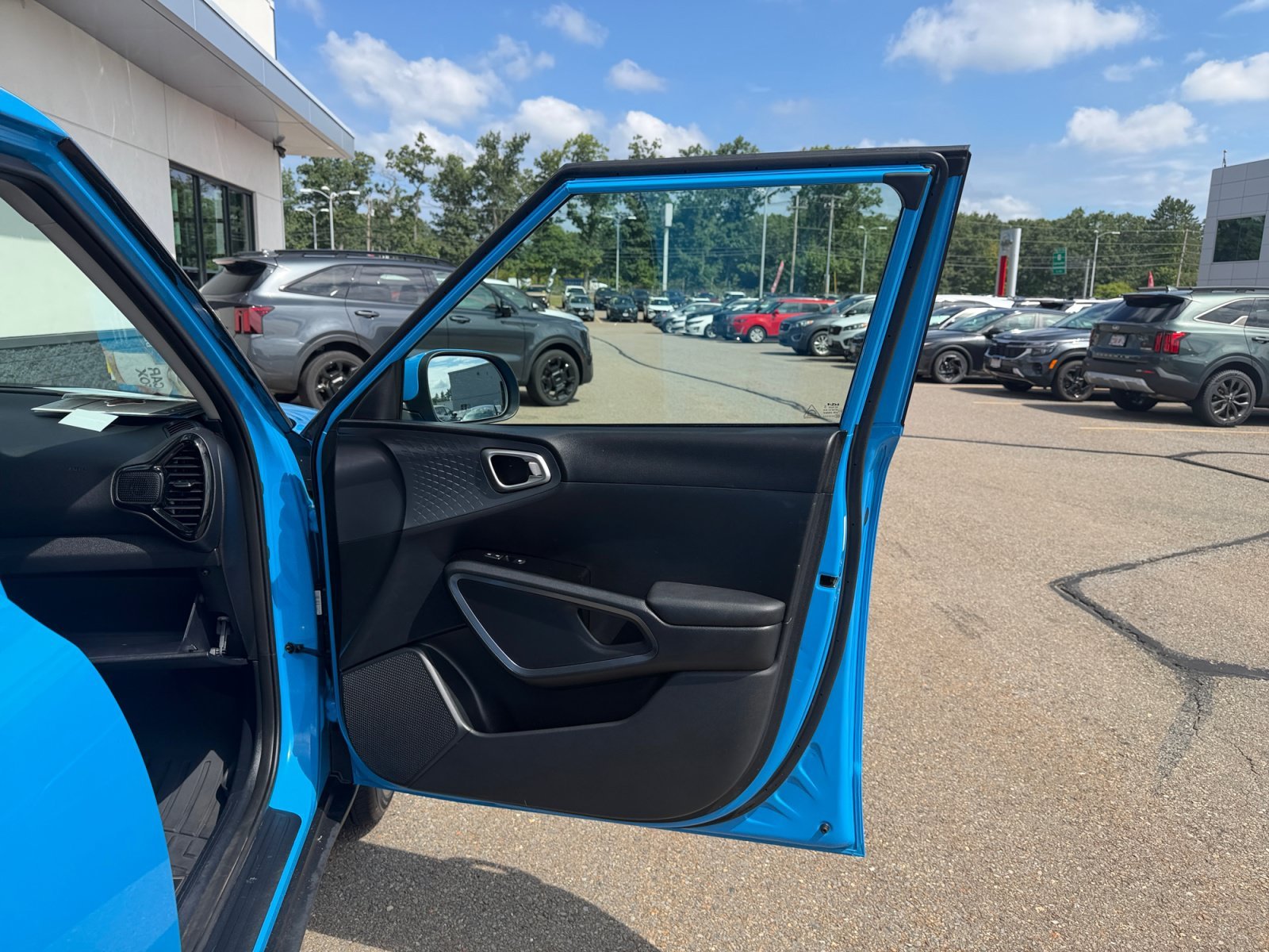 Used 2023 Surf Blue Kia EX image 33