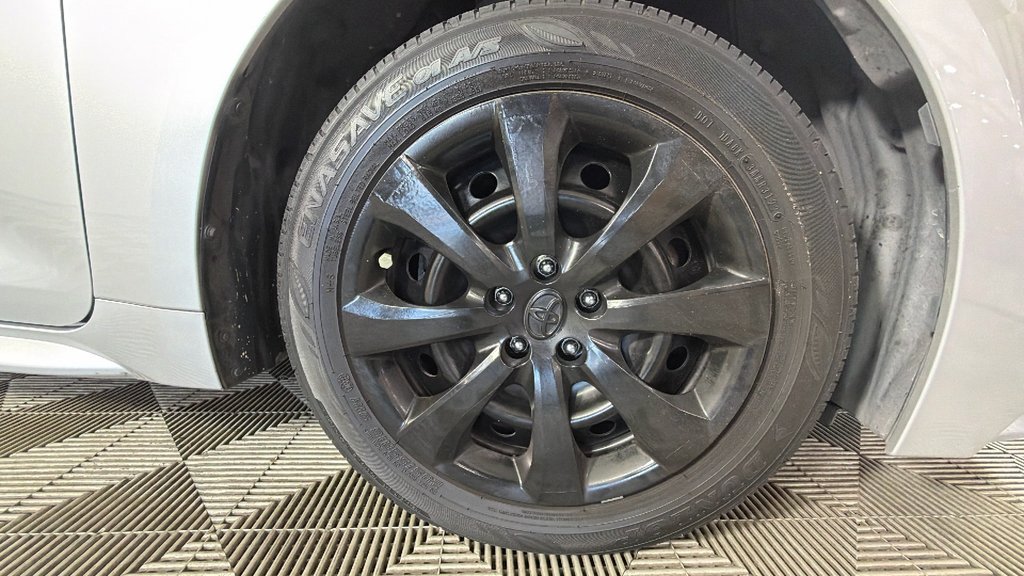Used 2020 Silver Toyota LE image 35