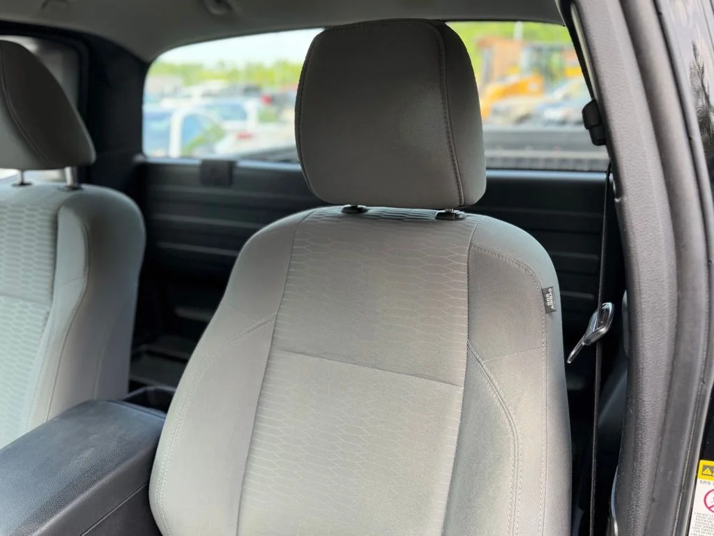 Used 2016 Black Toyota SR image 6