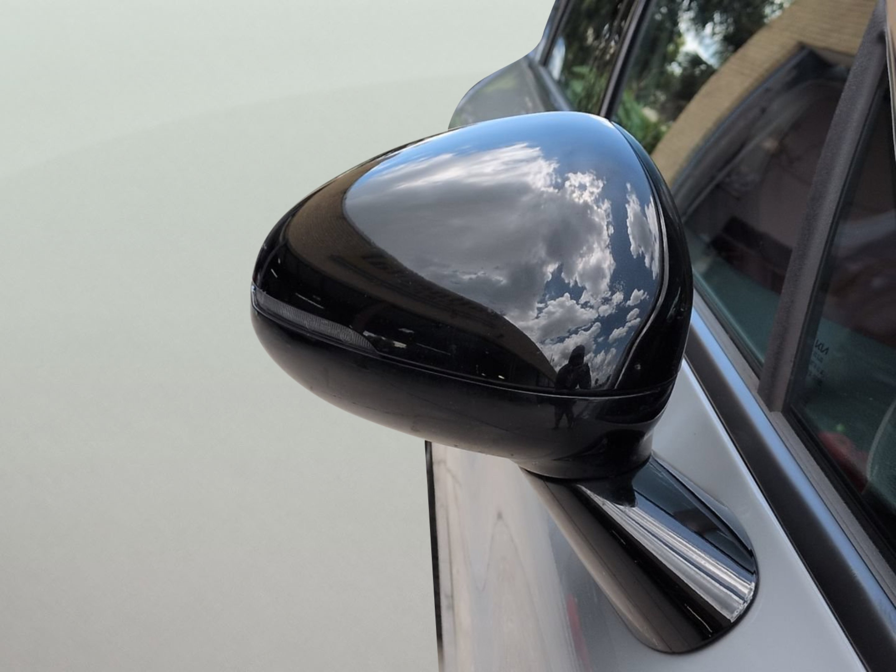 Certified Used 2024 Wolf Gray Kia GT-Line image 12