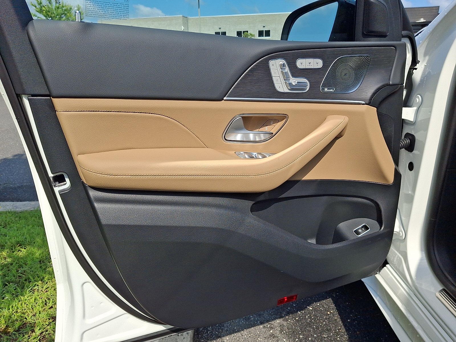 New 2026 Polar White Mercedes-Benz GLE 350 image 7