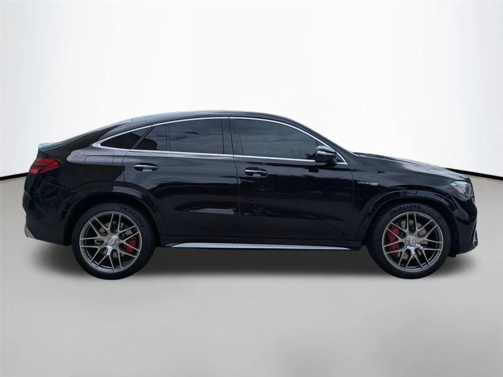 Used 2025 Obsidian Black Metallic Mercedes-Benz AMG® GLE 63 S image 4