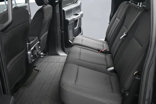 Certified Used 2019 Magnetic Ford XLT image 5