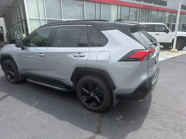 2019 Toyota RAV4 Hybrid XSE AWD photo