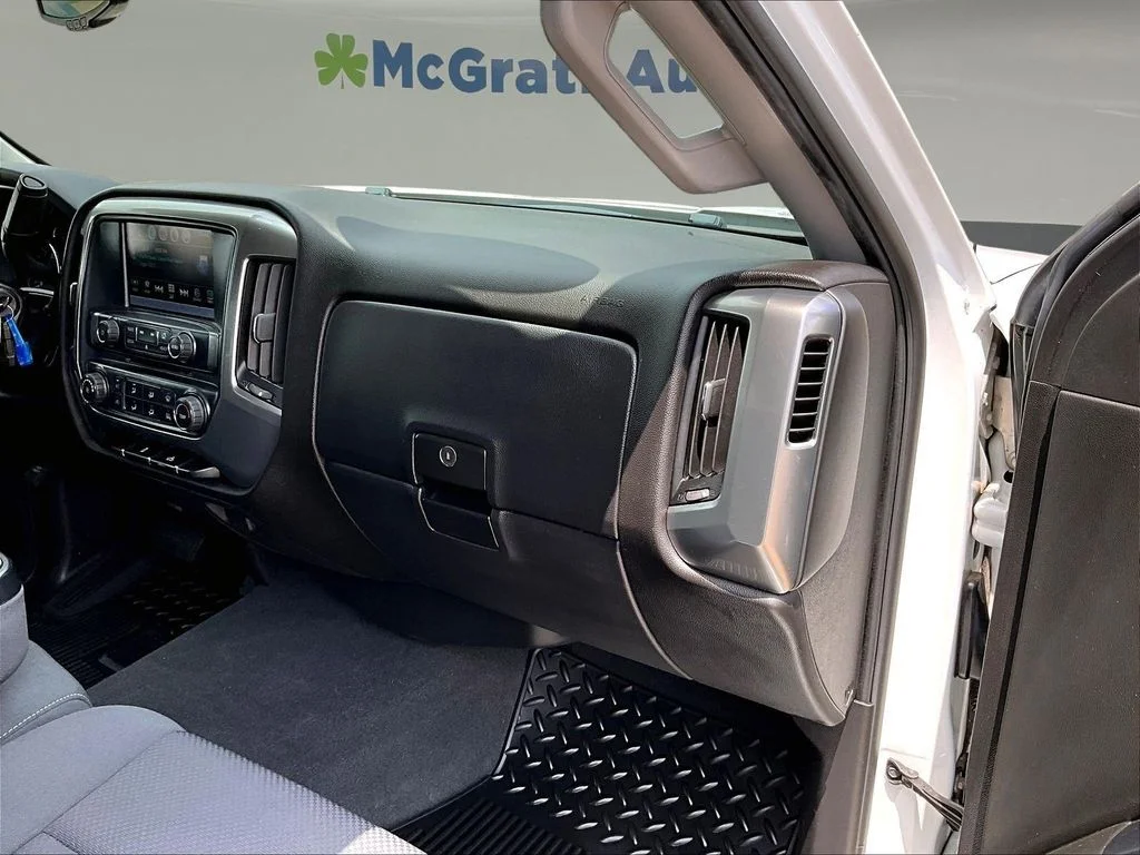 Certified Used 2019 White Chevrolet LT image 27