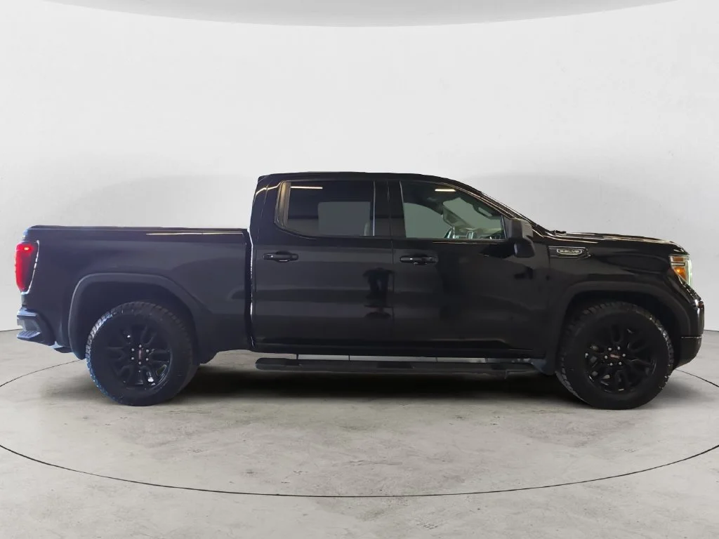 Used 2021 Black GMC Elevation image 7