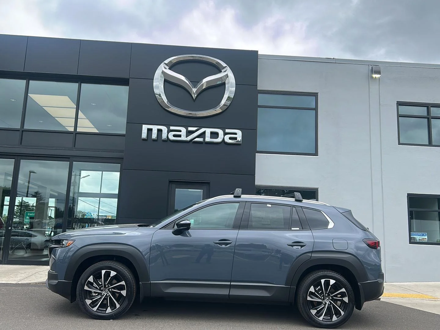 2026 Mazda CX-50 2.5 Hybrid Premium Plus's photo