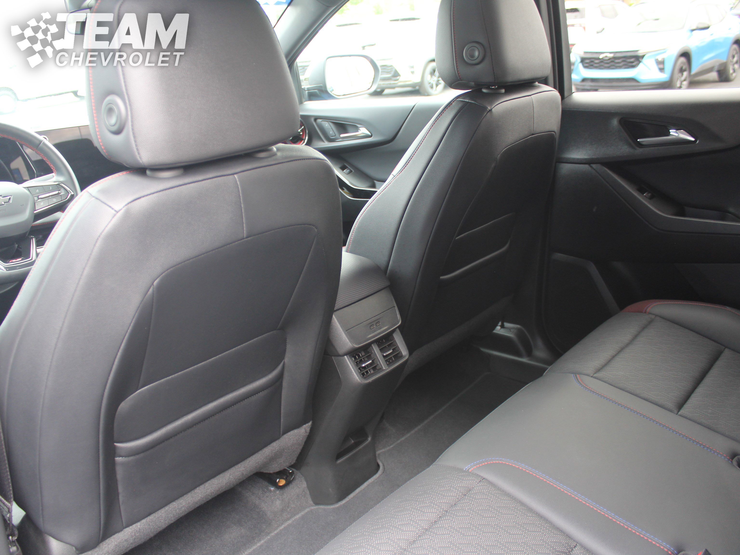2025 Chevrolet Equinox RS - Photo 21