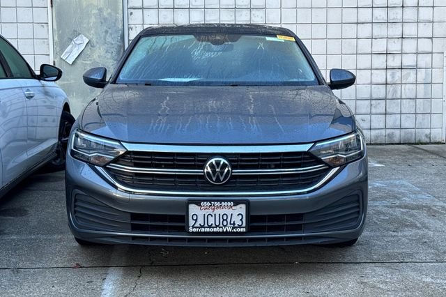 2023 Volkswagen Jetta 1.5T SE photo 3