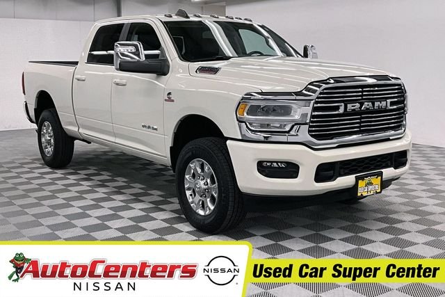 2024 RAM 3500 Laramie 4X4 Crew Cab SWB's photo