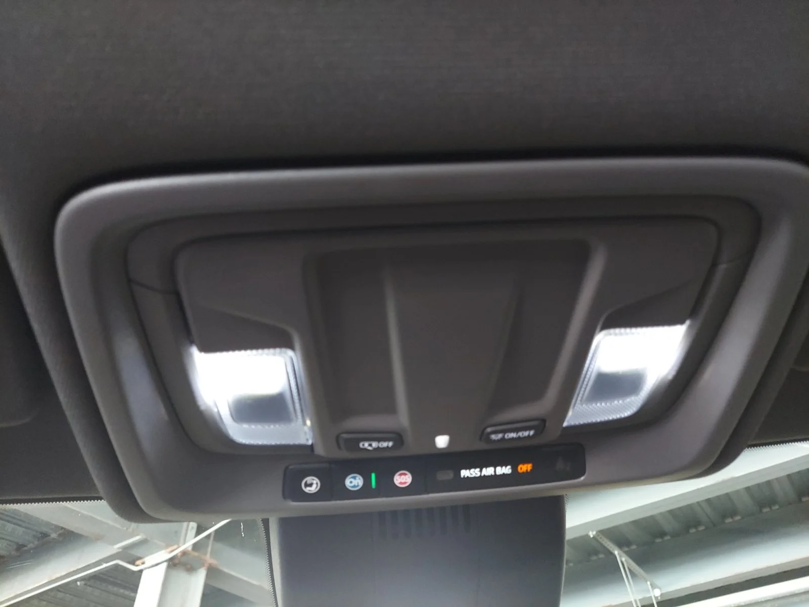 Used 2026 Downpour Metallic GMC Elevation image 19