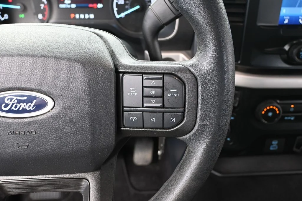Used 2023 White Ford XLT image 28