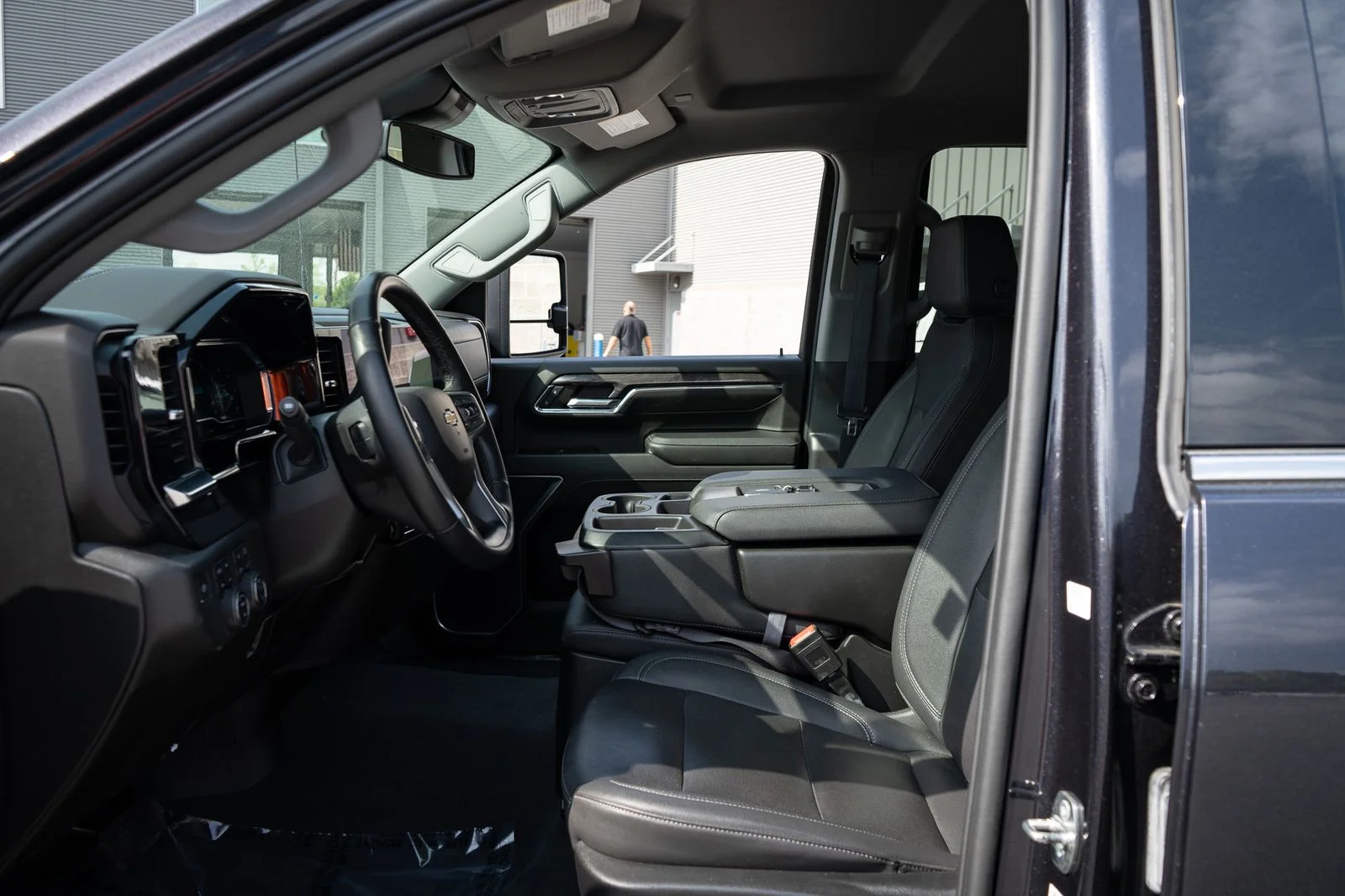 2024 Chevrolet Silverado 2500HD LTZ - Photo 14